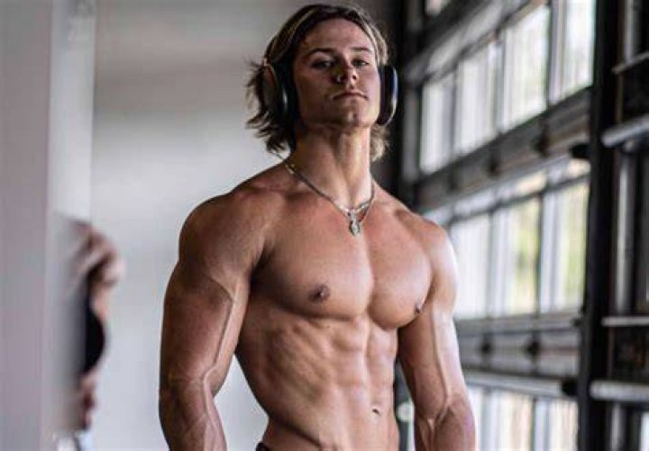 Who is Alex Eubank? Age, ex girlfriend, family, height, net worth