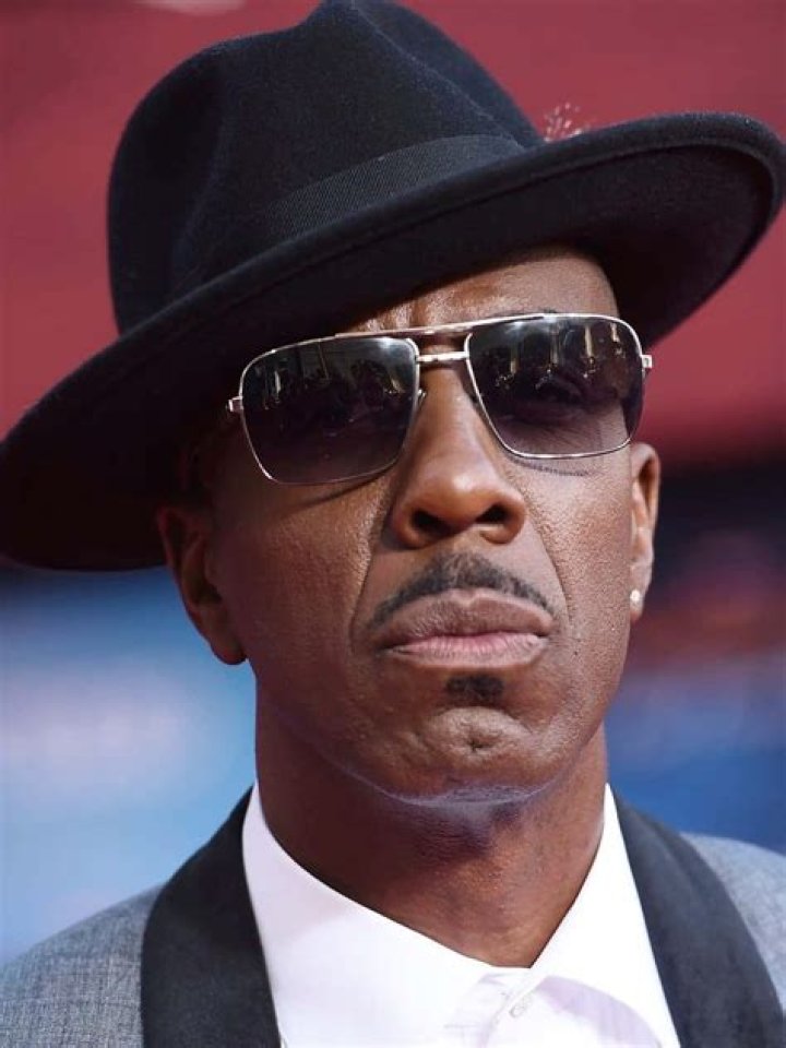 Who is J B Smoove Wife? What is JB Smoove&rsquo;s Wife&rsquo;s Name? The Tough Tackle
