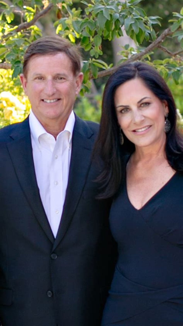 Who is Paula Kalupa? Mark Hurd's Wife Bio, Wiki, Age, Children, Family, Net Worth and Instagram