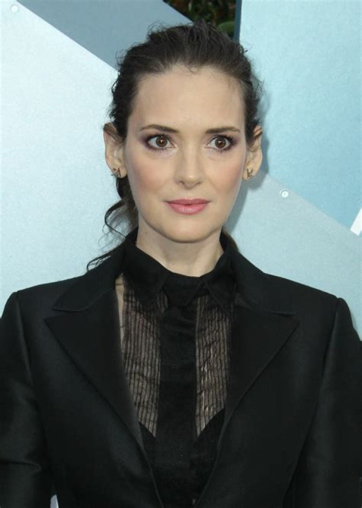 Winona Ryder Got Beat Up in School For Wearing Boys Clothes