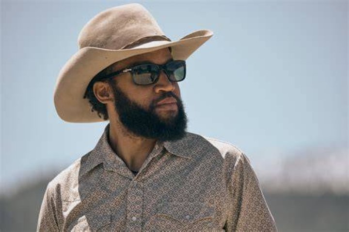 Yellowstone Cast Denim Richards Wife Is He Married? Family And Net Worth Viet A Training Center
